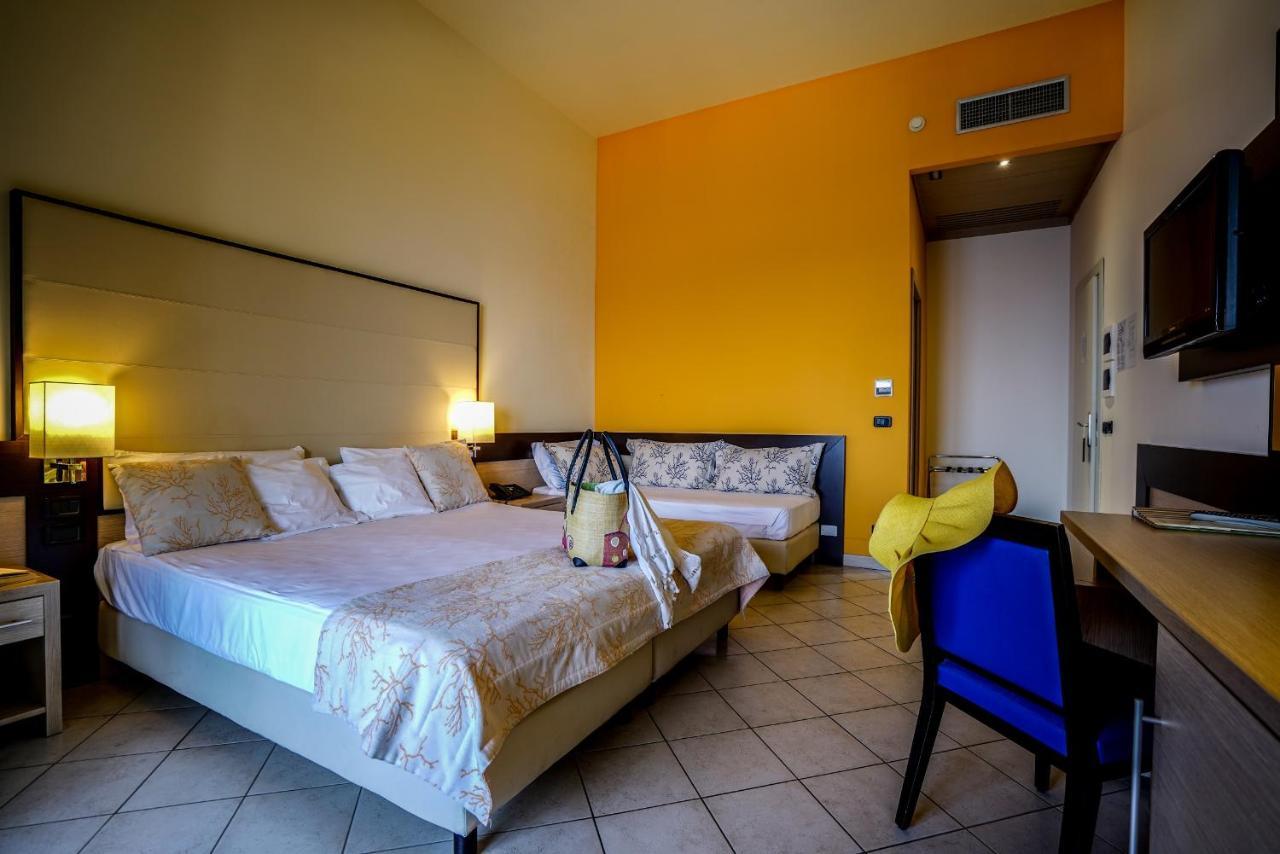 Comfort Triple Room
