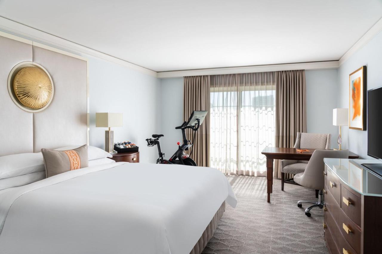 Peloton Guest room King