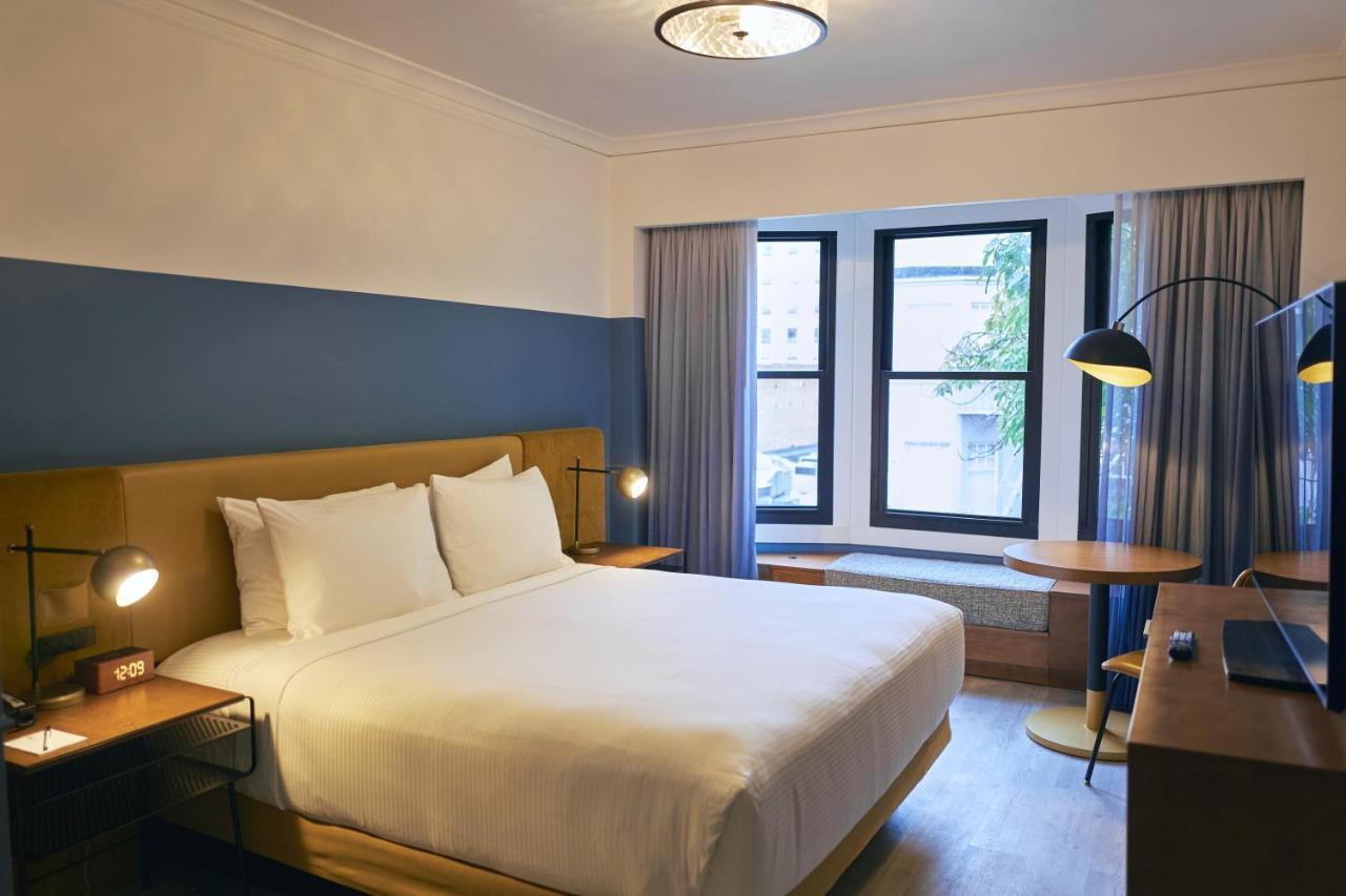 Executive King Room