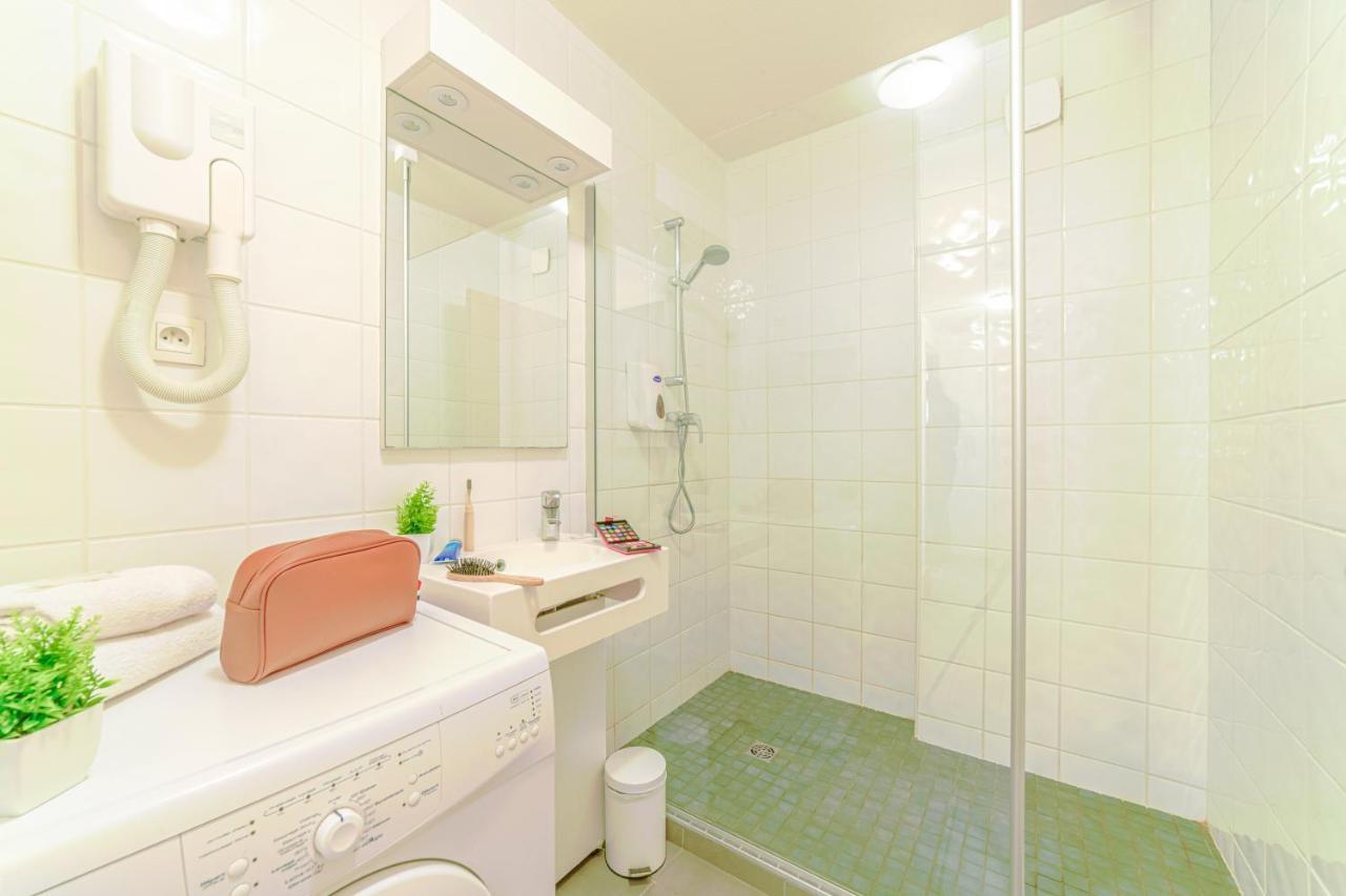 Two-Bedroom Apartment,1498663999:JPEG