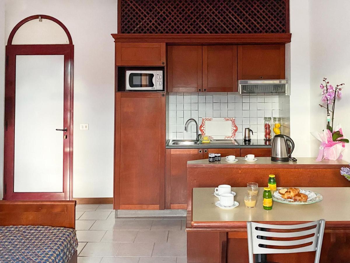 2 Rooms Apartment 4 Pax,1498650985:JPEG