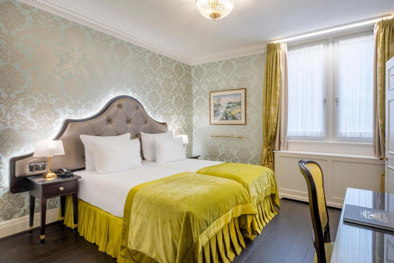 Classic Double Room