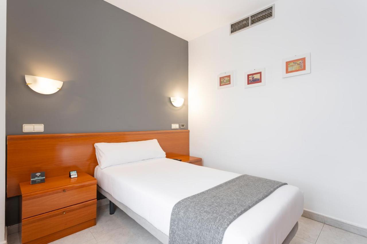 Single Room,1499263636:JPEG
