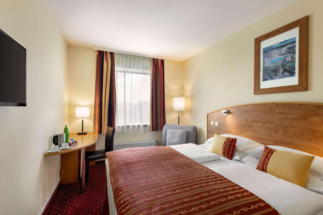 Comfort Plus Room,1536084880:JPEG