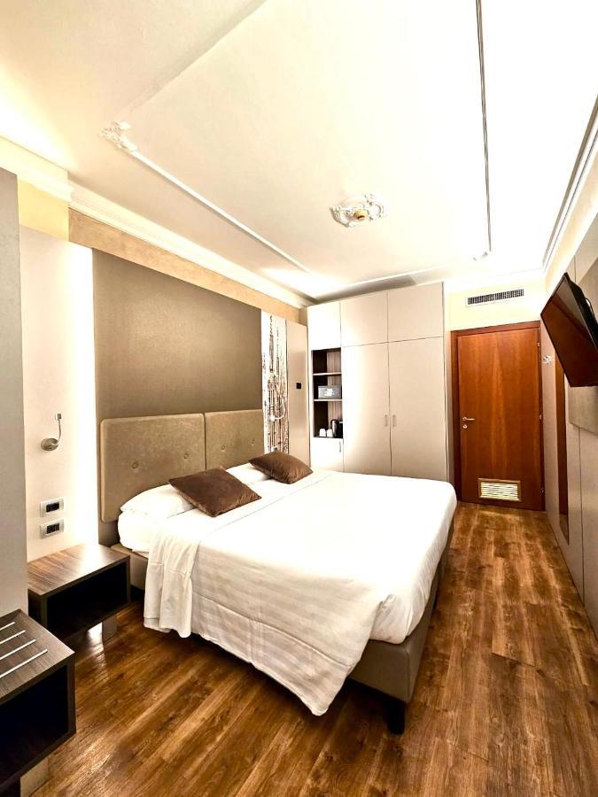 Double Room,1498687198:JPEG