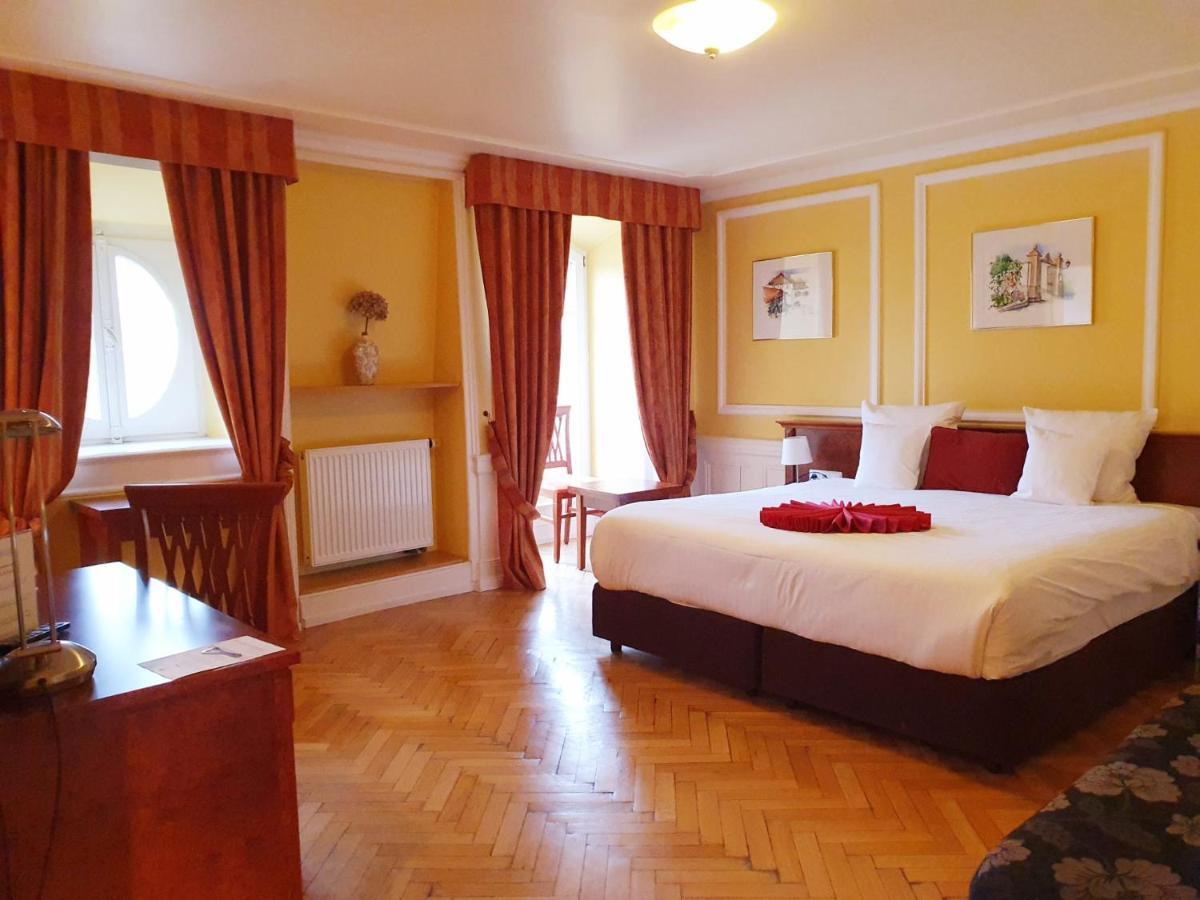 Double Room Classic Le Château,1500155071:JPEG