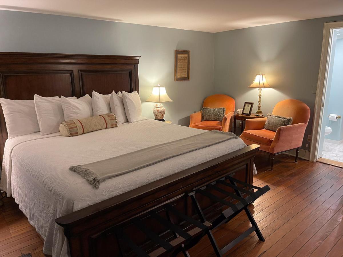 Oglethorpe Room Lower Level King