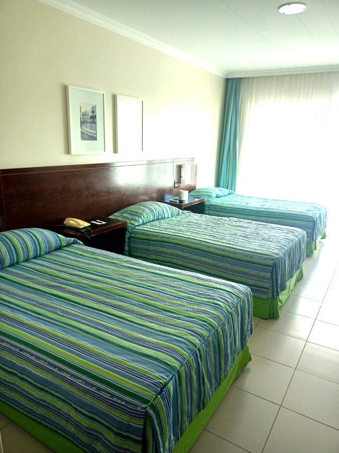 Luxury Triple Room,1498716070:JPEG