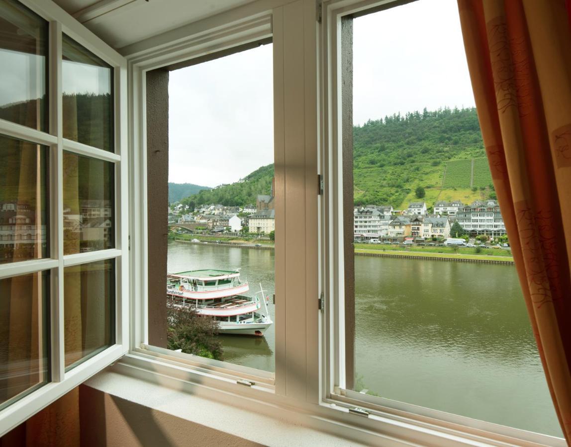 Double Room River View,1771484021:JPEG