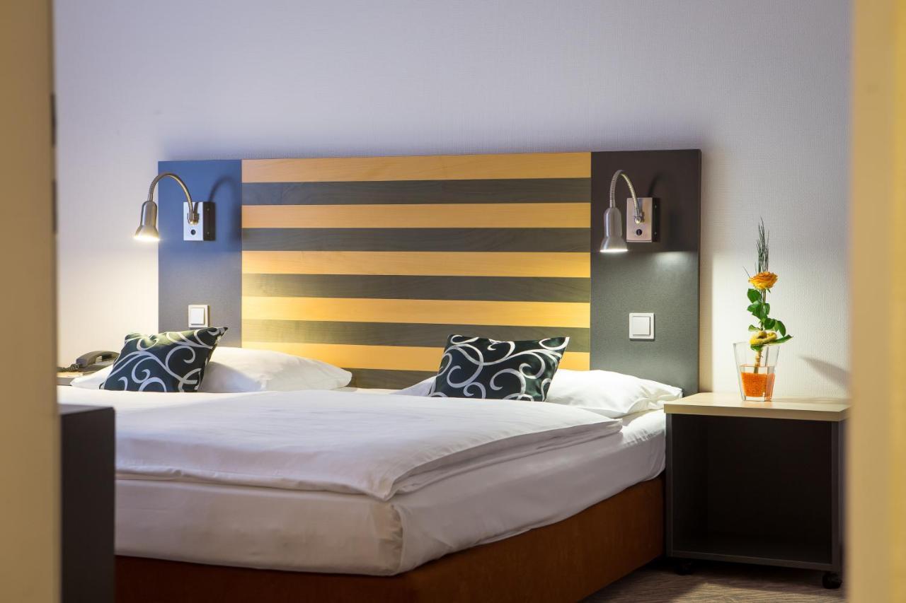 Junior Suite,1498746556:JPEG