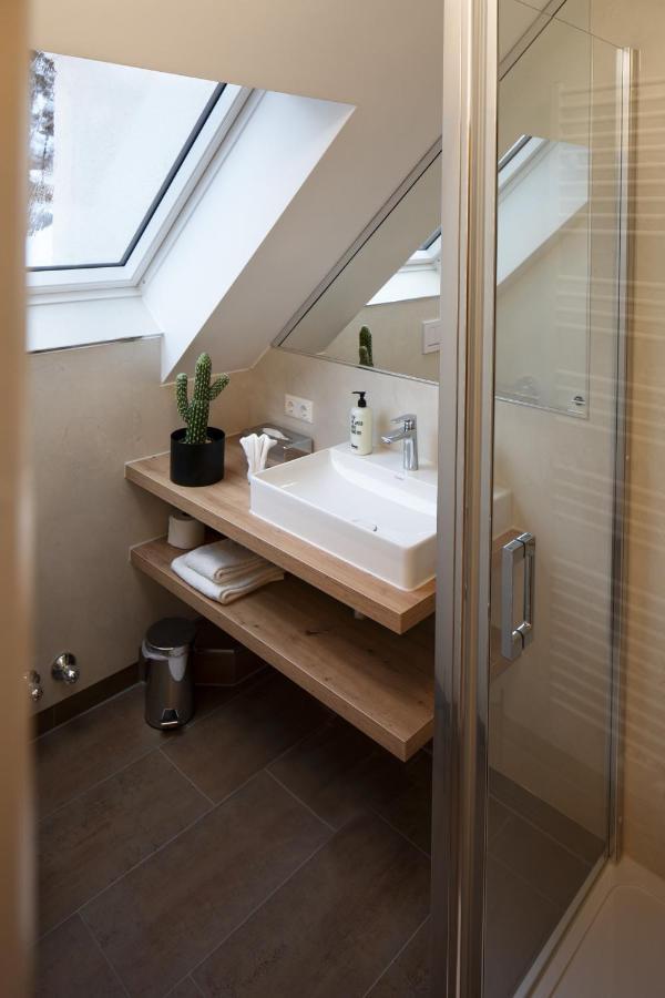 Standard Single Room,1498774210:JPEG