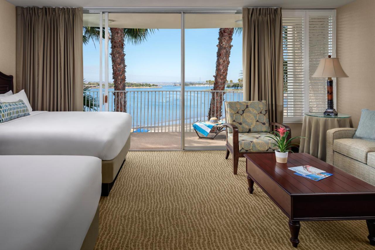 Bay Junior Suite 2 Queens