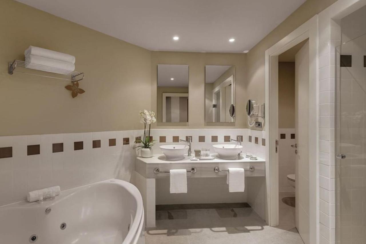 Junior Suite Spa Access