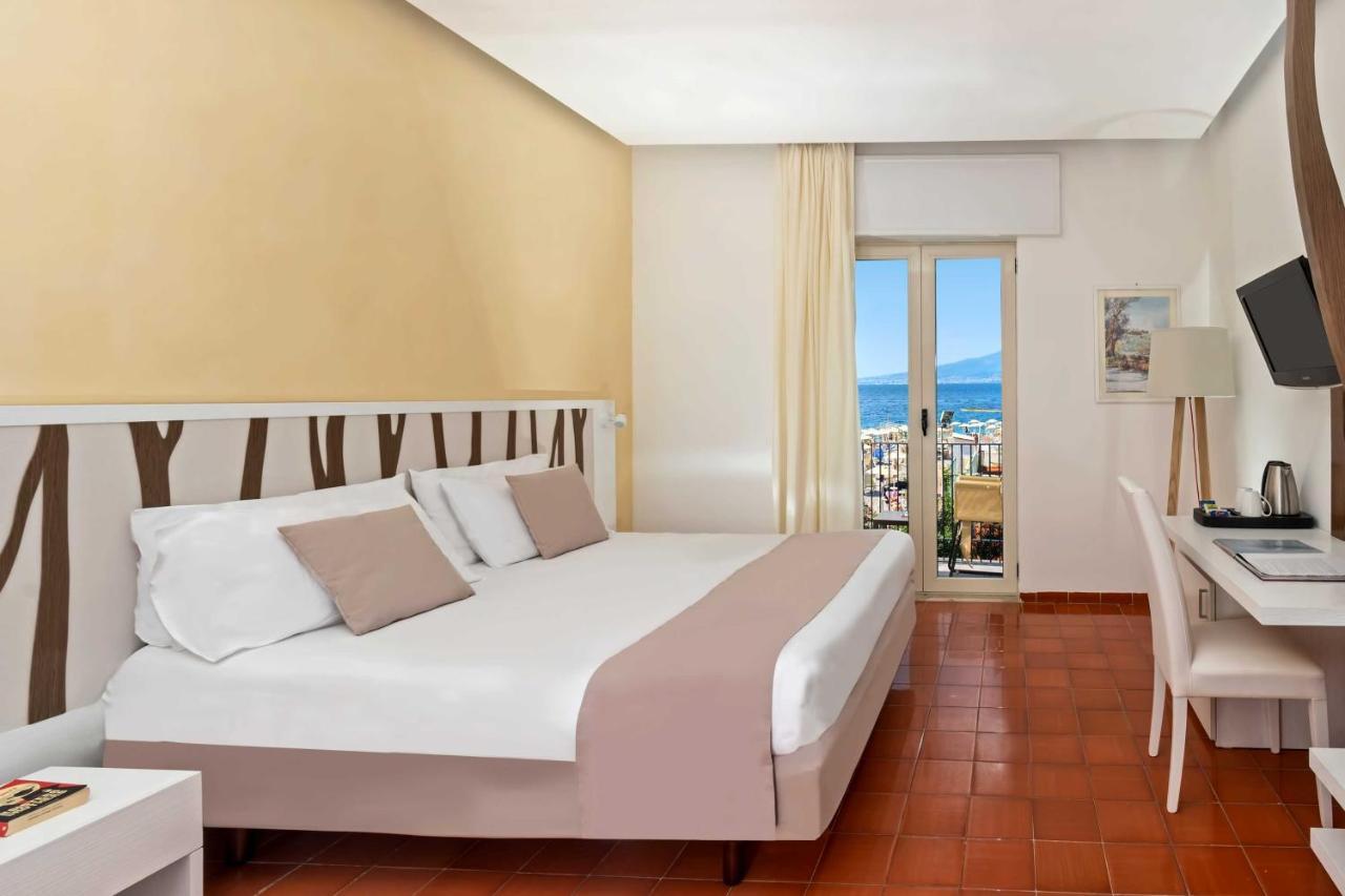 Superior Double or Twin Room Sea View