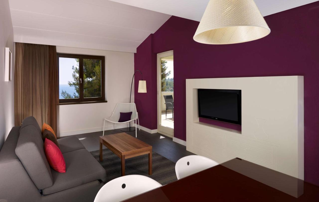 Premium Two-Bedroom Apartment Sea Side,1498795378:JPEG