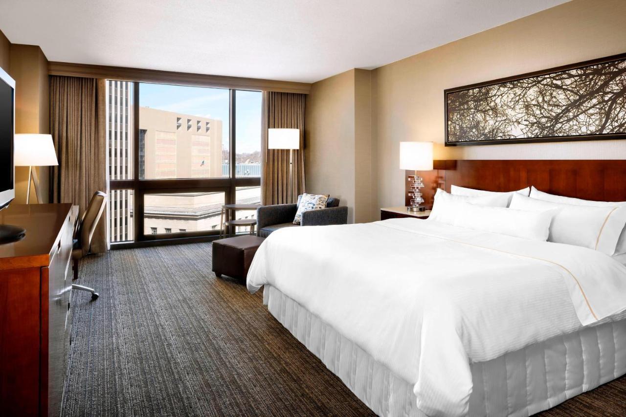Guest Room 1 King,1659471264:JPEG
