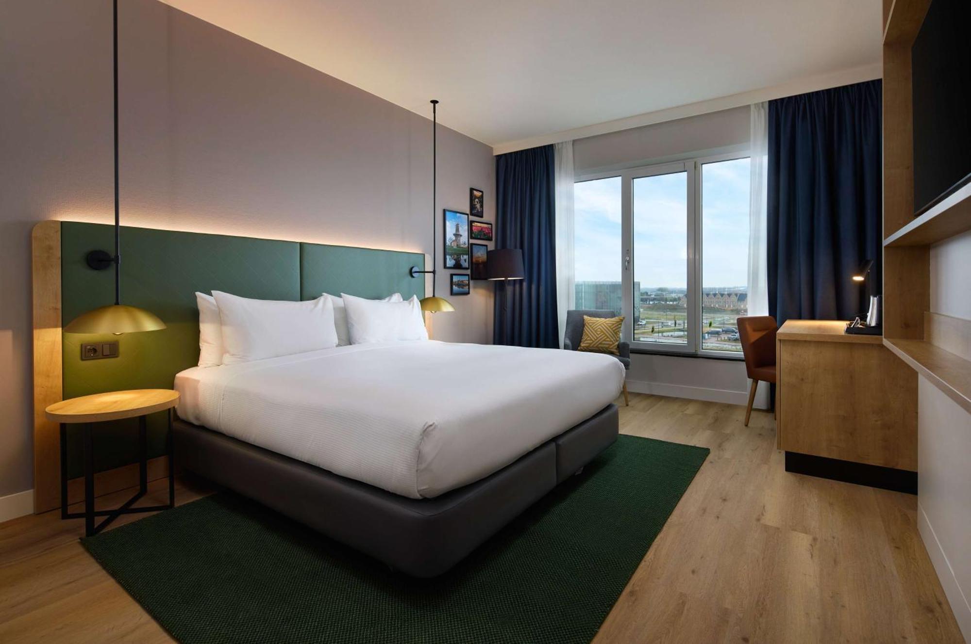King Room,1597564492:JPEG