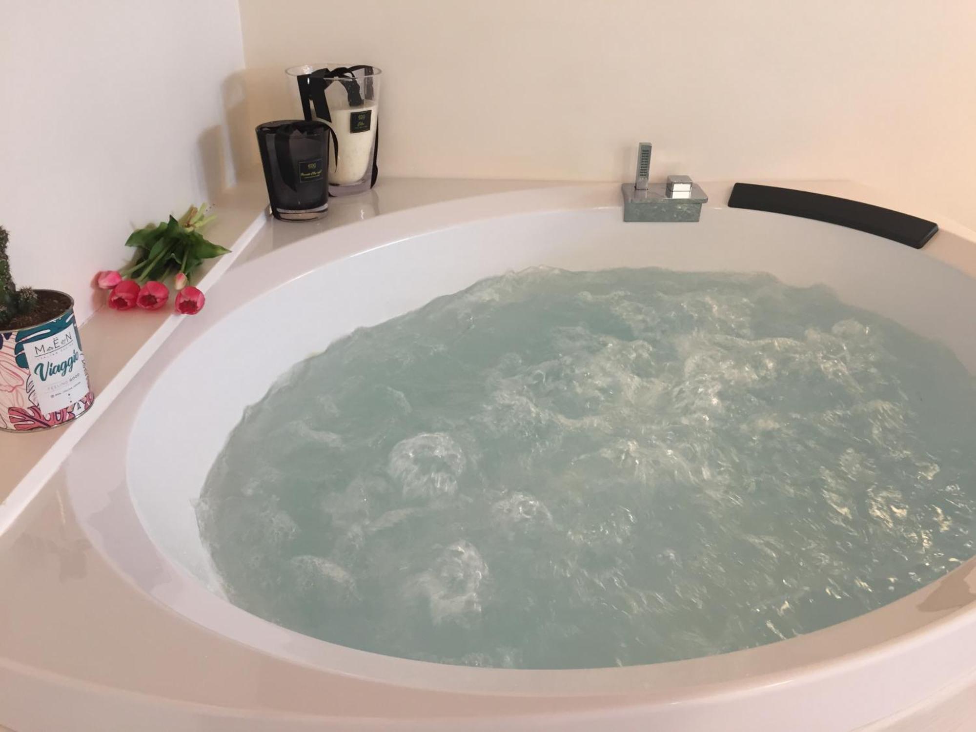 Double Room Spa Bath,1499624971:JPEG