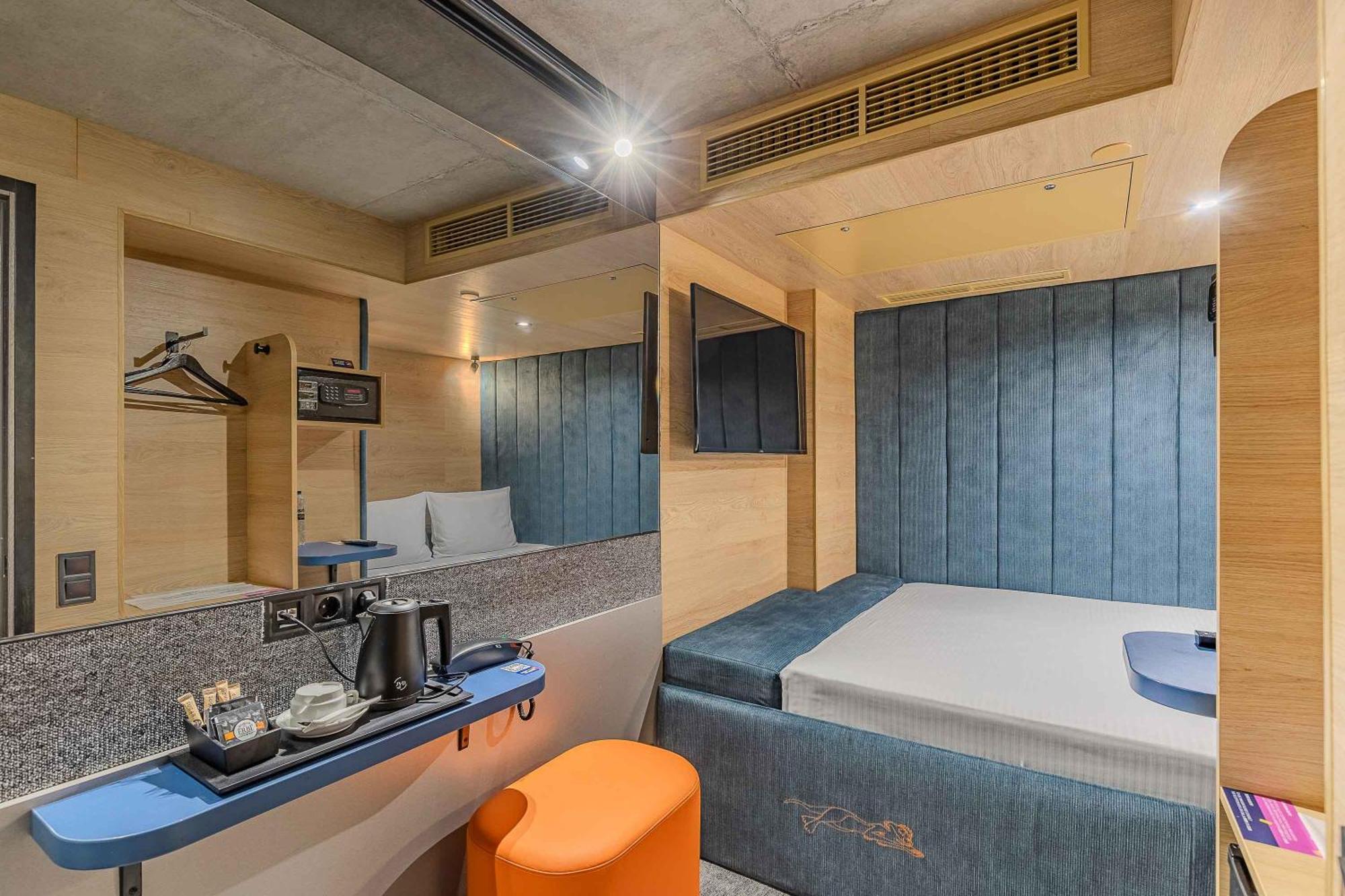 Small Double Room without Window