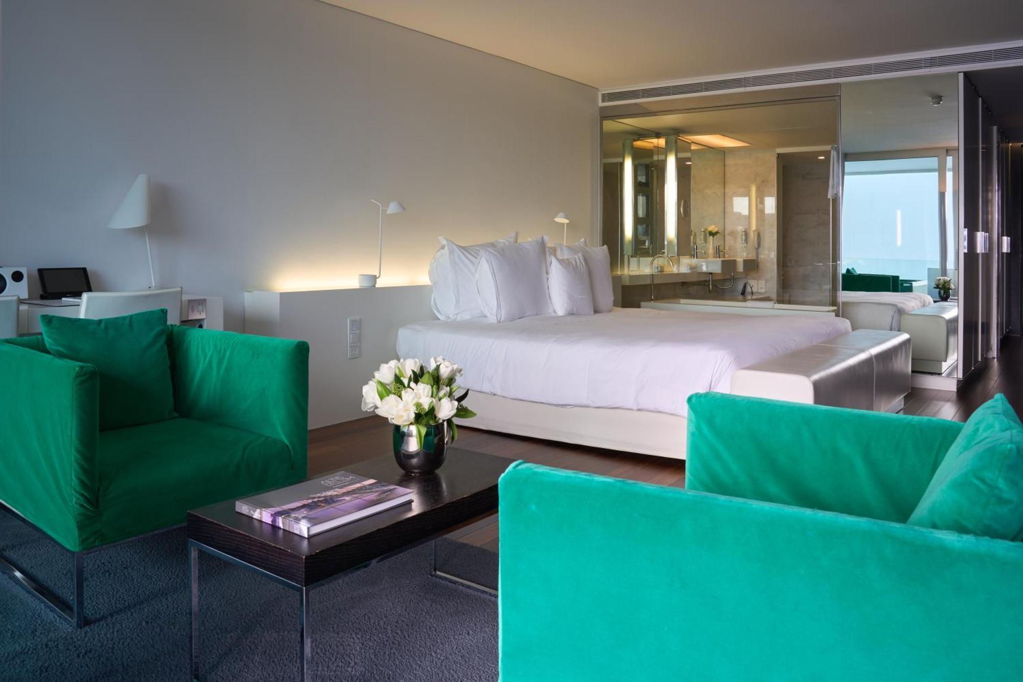 Deluxe Double or Twin Room Garden View