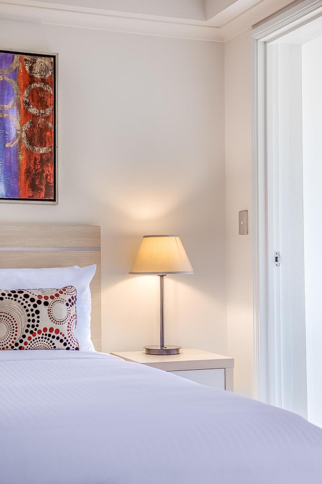 Two-Bedroom Apartment Dual Key,1498854907:JPEG