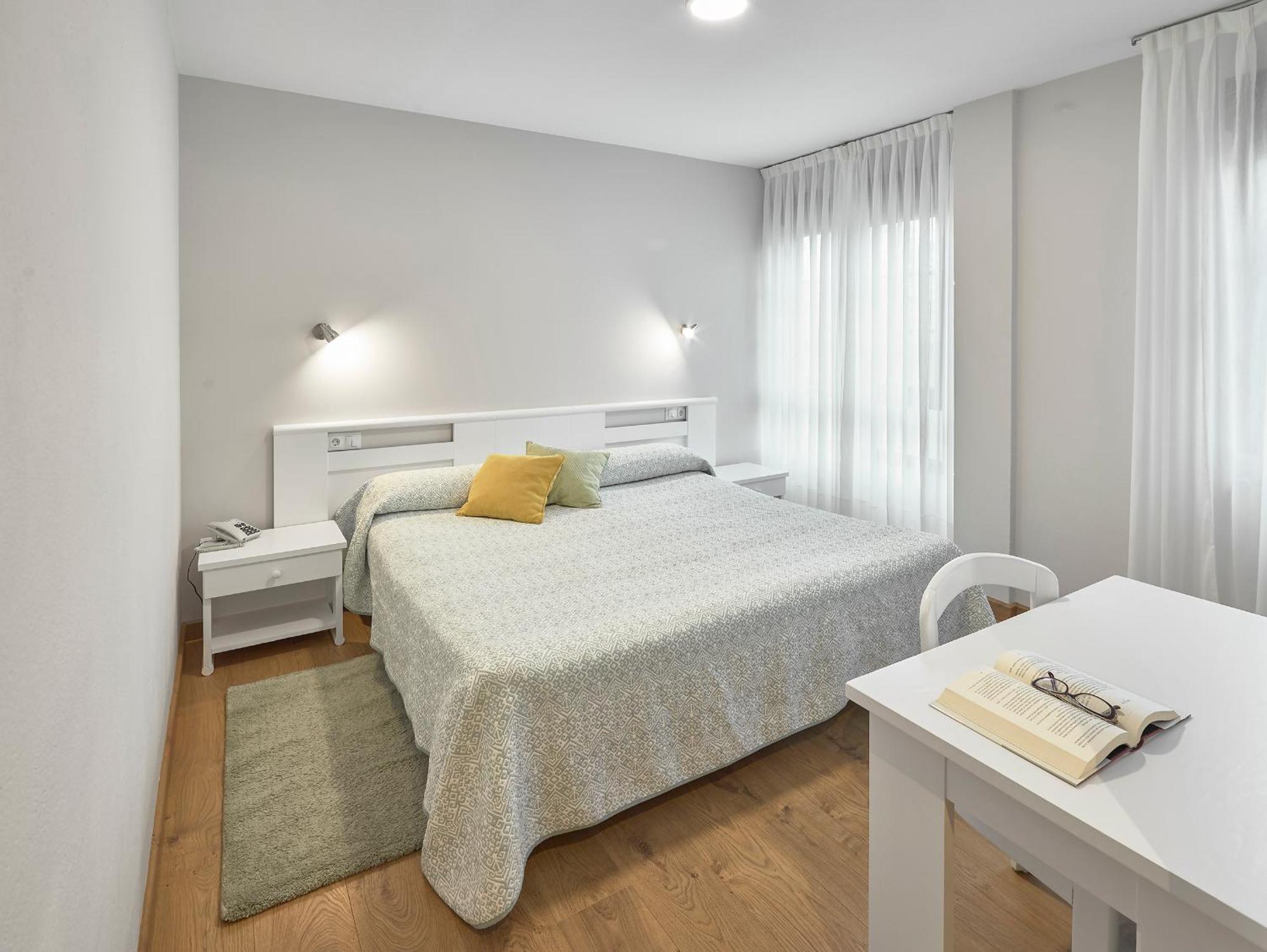 Double Room,1498861906:JPEG