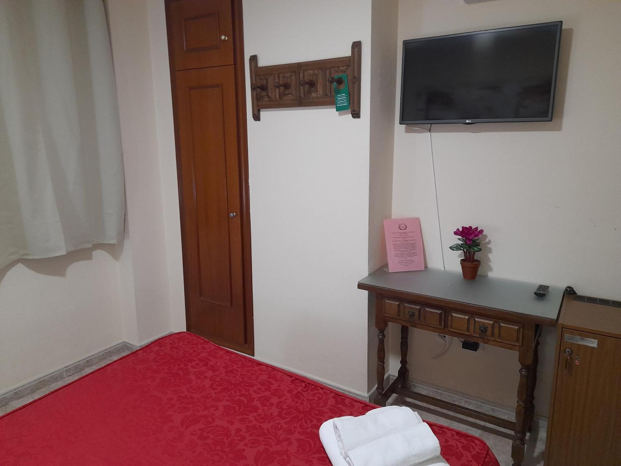 Double Room,1499778697:JPEG