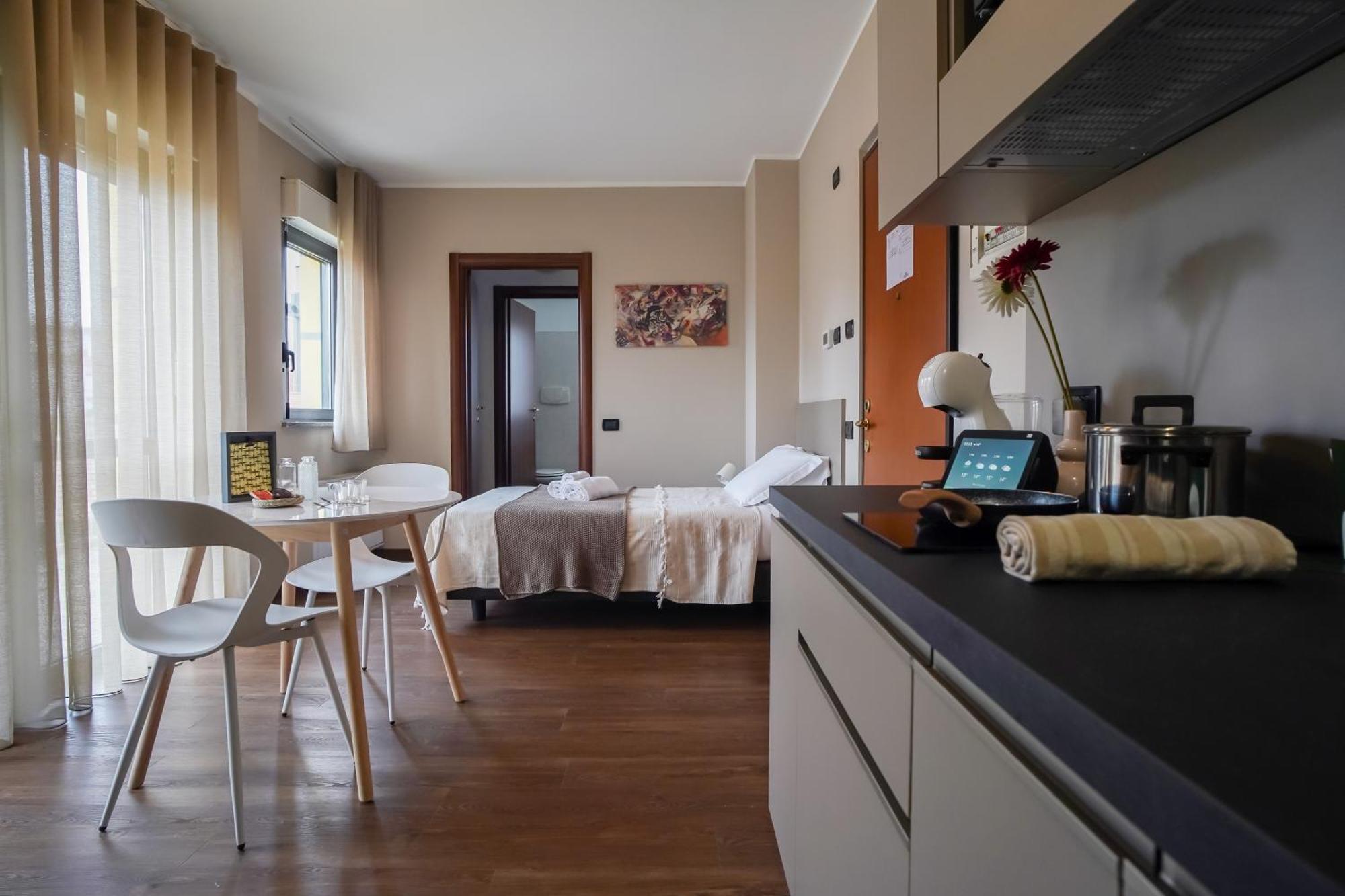 Single Room Balcony,1498647079:JPEG