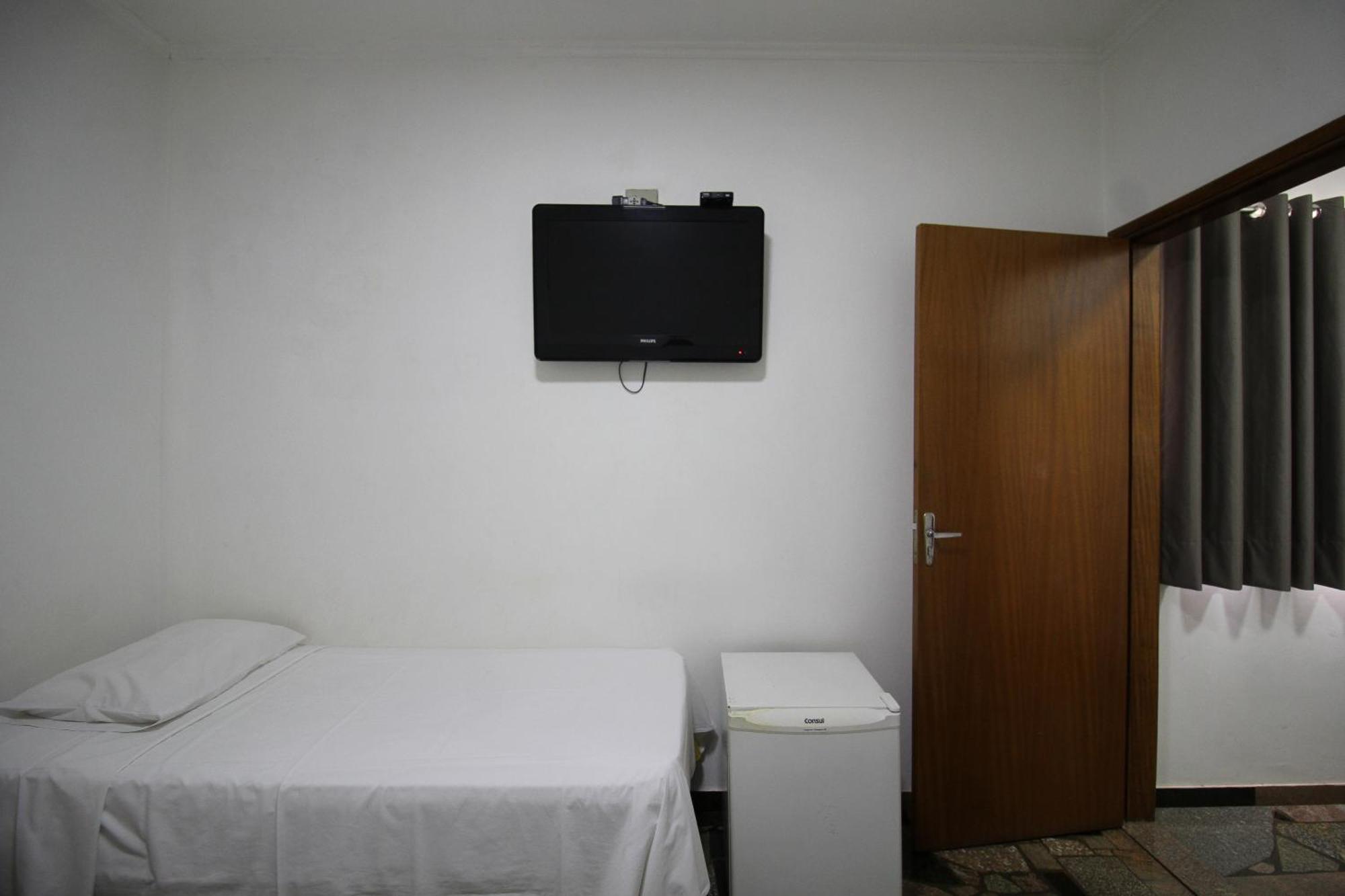 Standard Single Room,1498898569:JPEG