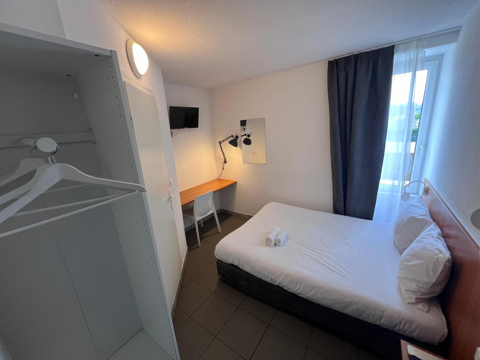 Double Room,1498919191:JPEG