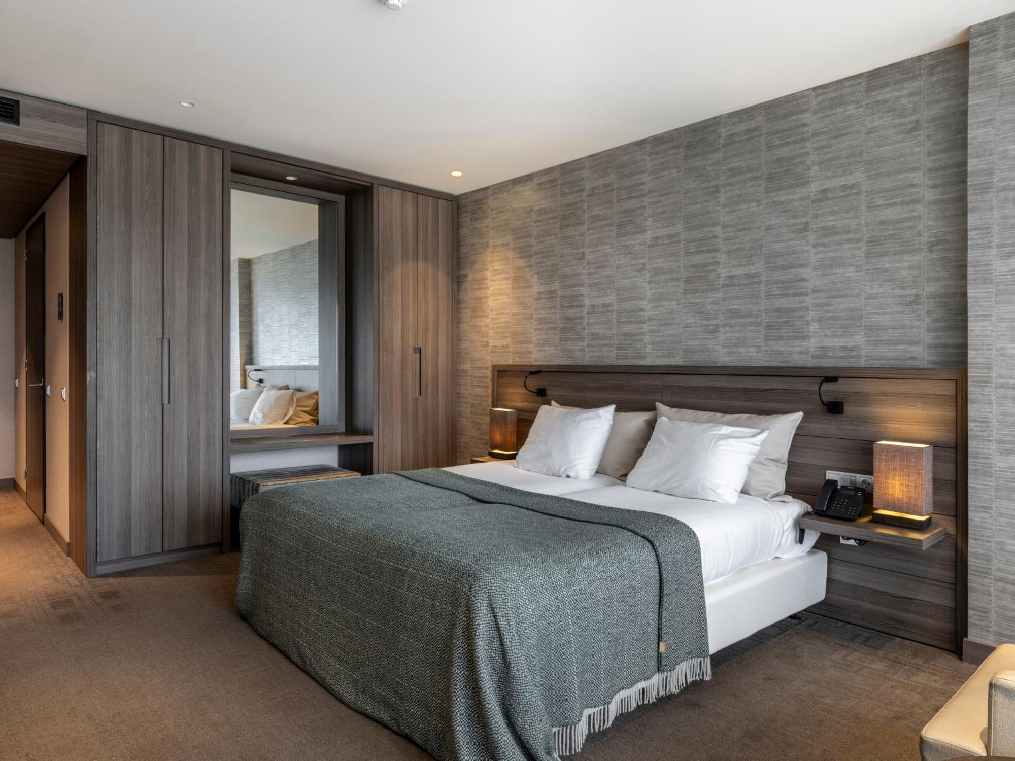 Comfort Twin Room with Balcony,1499986696:JPEG