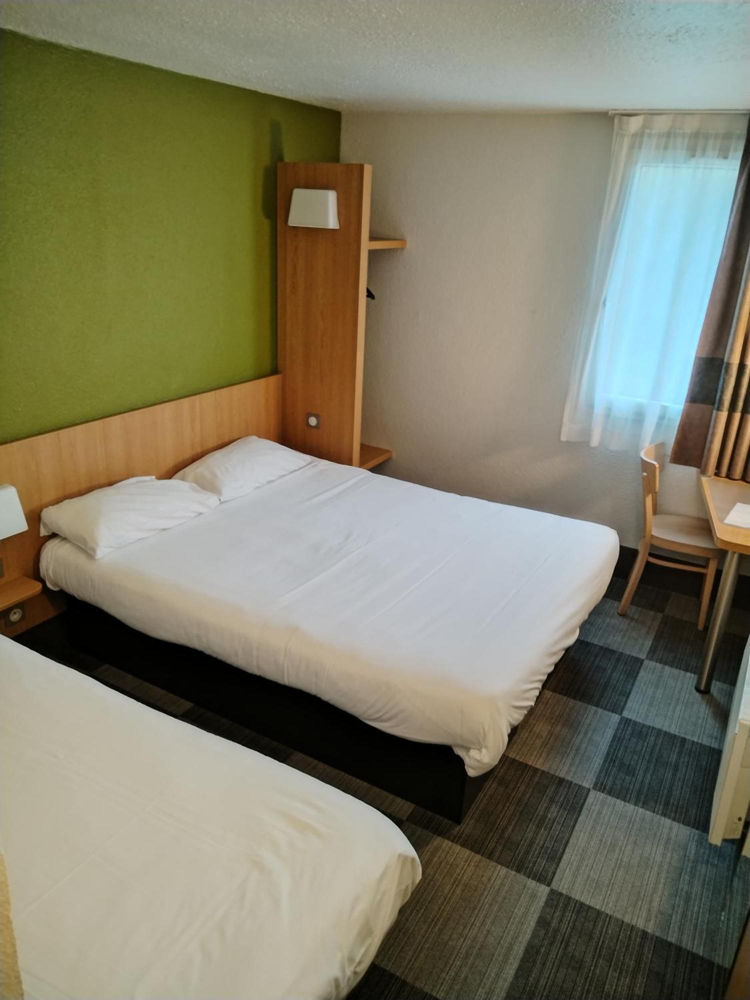 Standard Triple Room,1498818784:JPEG