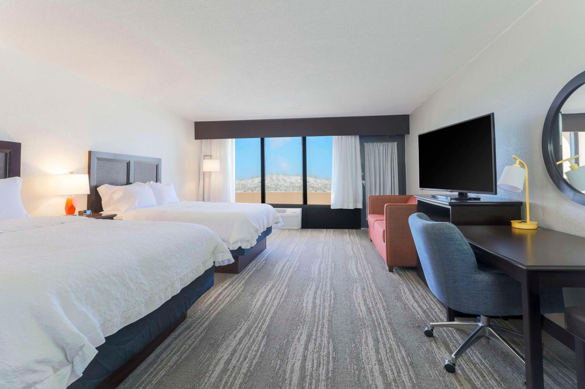 Queen Room Sofa Bed Gulf View Non-Smoking