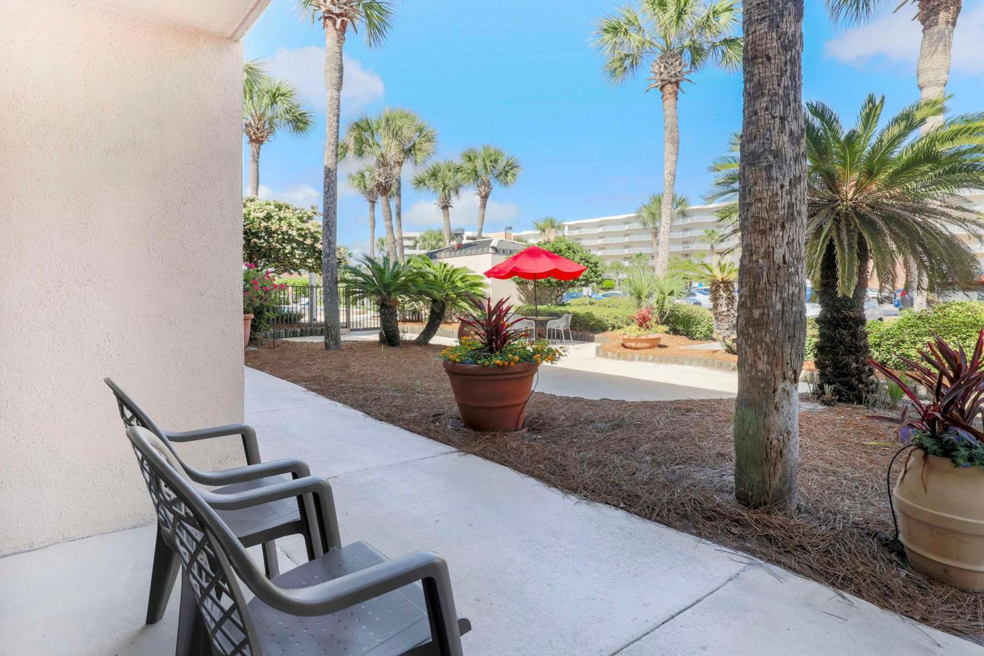 Queen Room Two Queen Beds Pool View or Private Patio