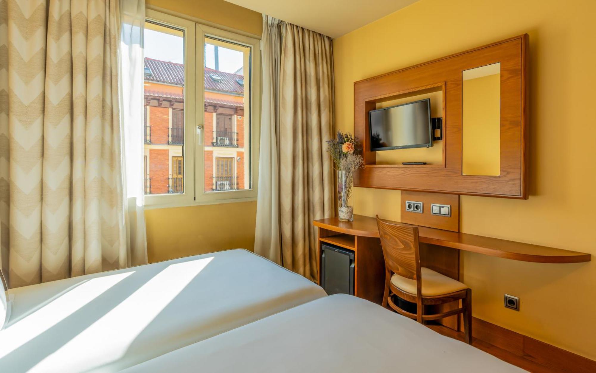 Double or Twin Room City View