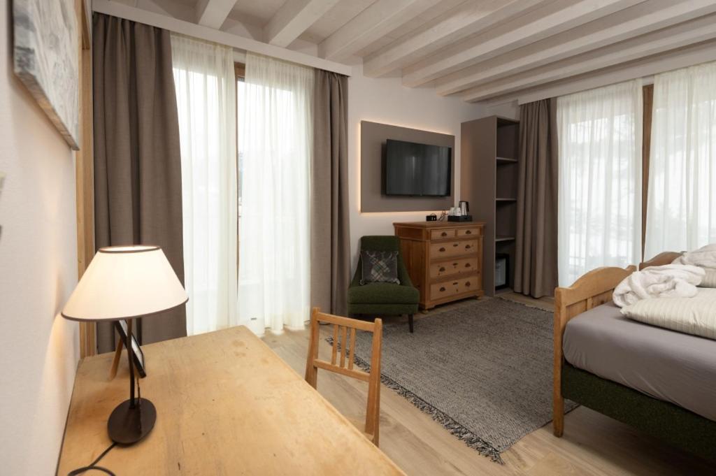 Superior Queen Room