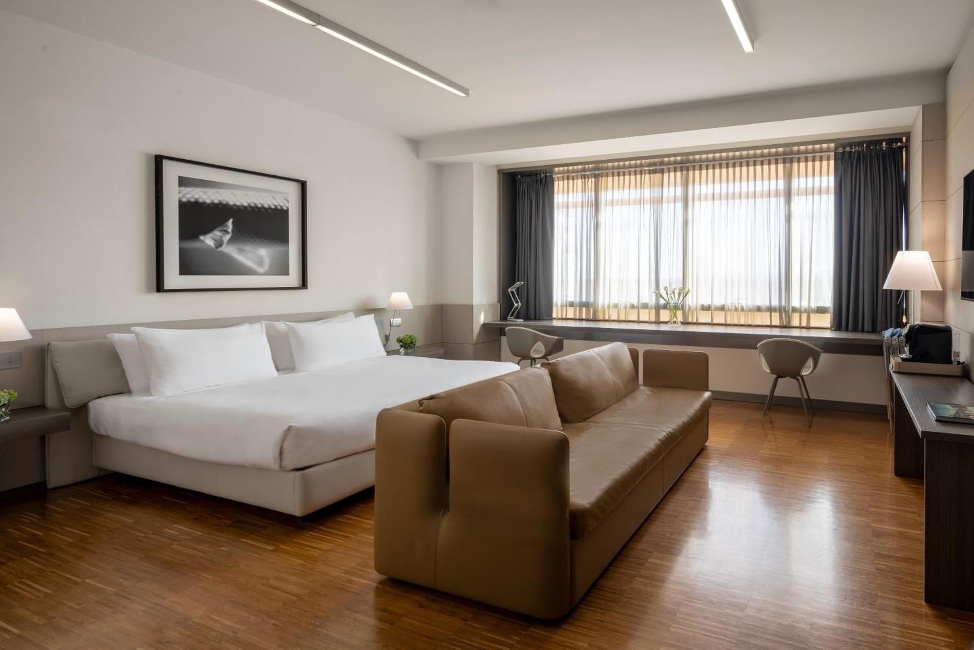 Junior Suite Double with Sofa Bed,1274517280:JPEG