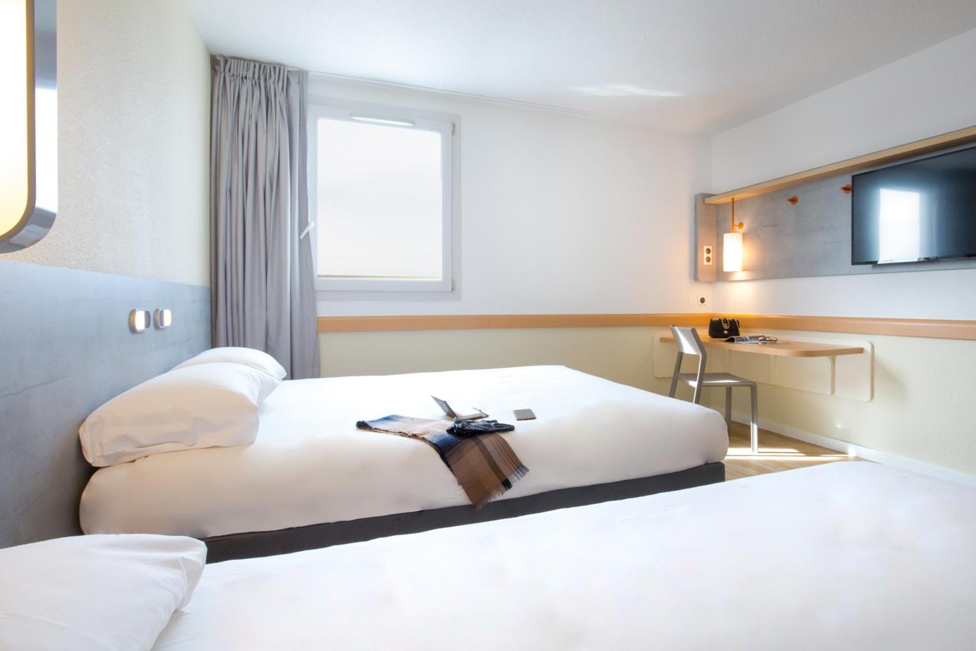 Twin Room,1590370002:JPEG
