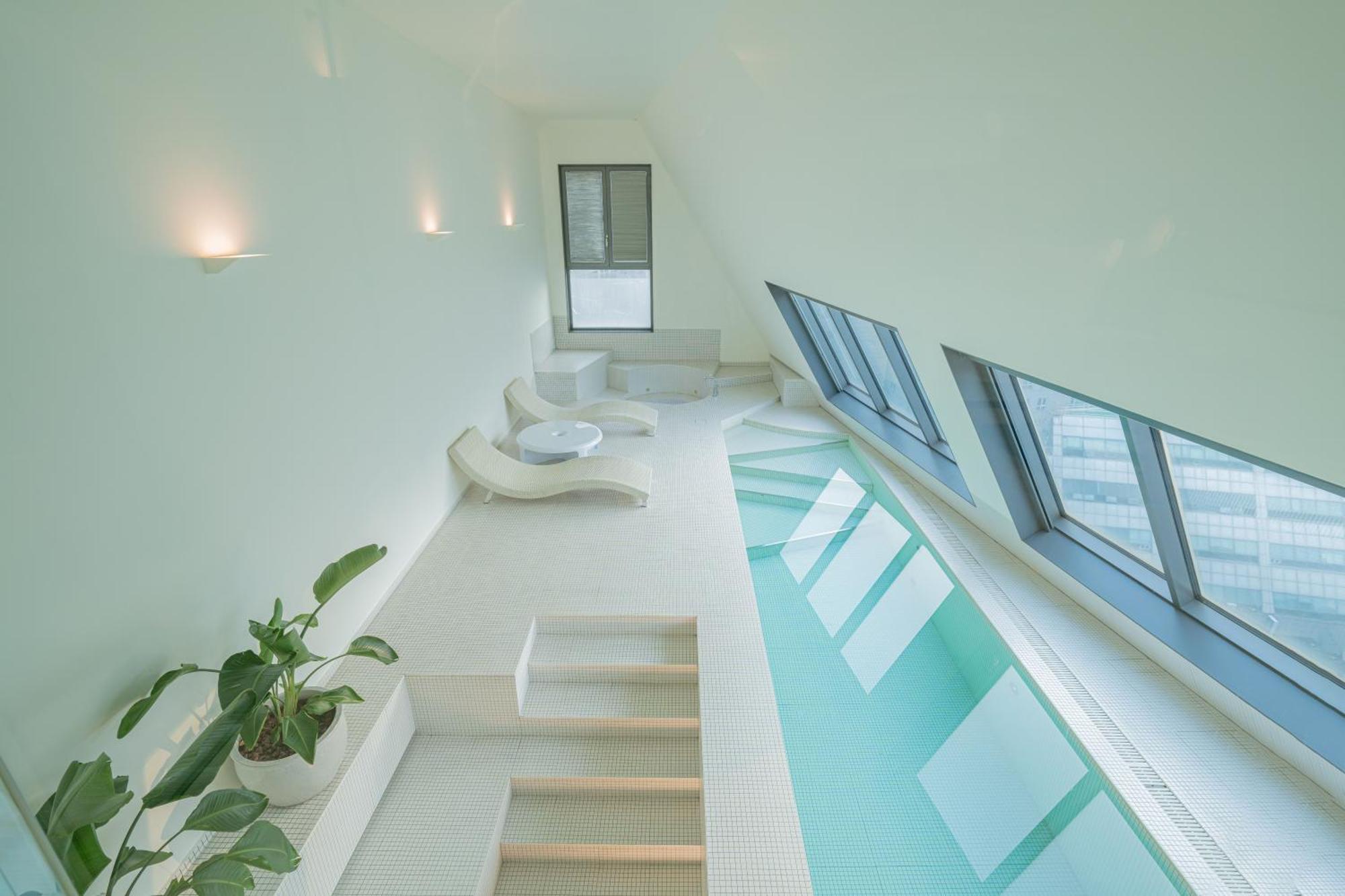 Spa Pool Penthouse,1500385450:JPEG