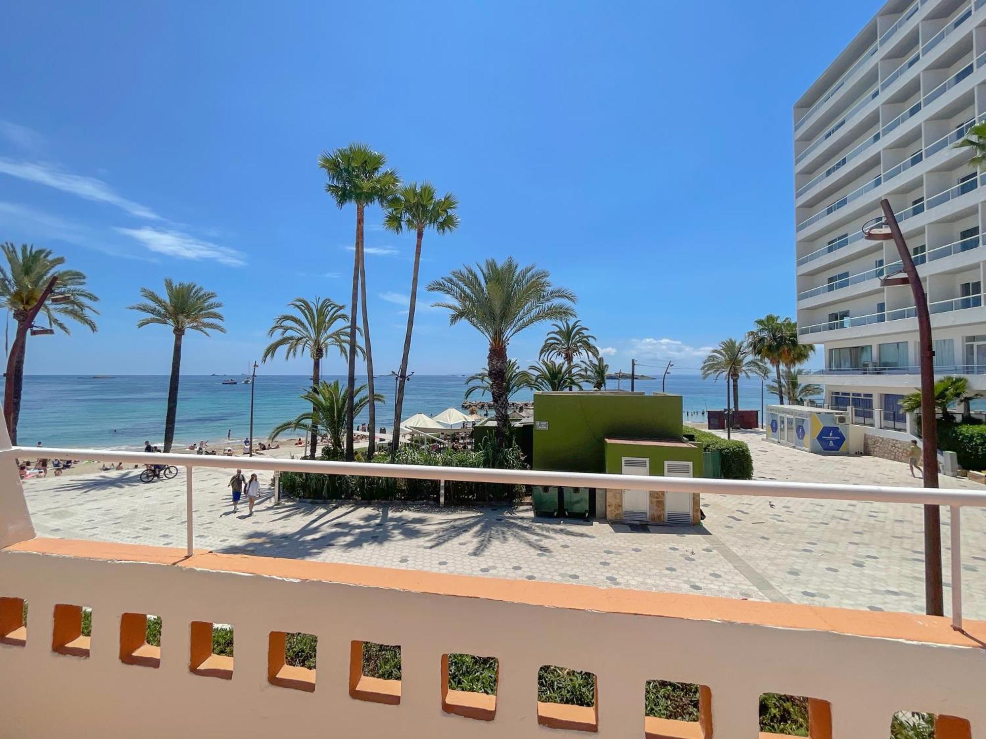 Twin Room Terrace