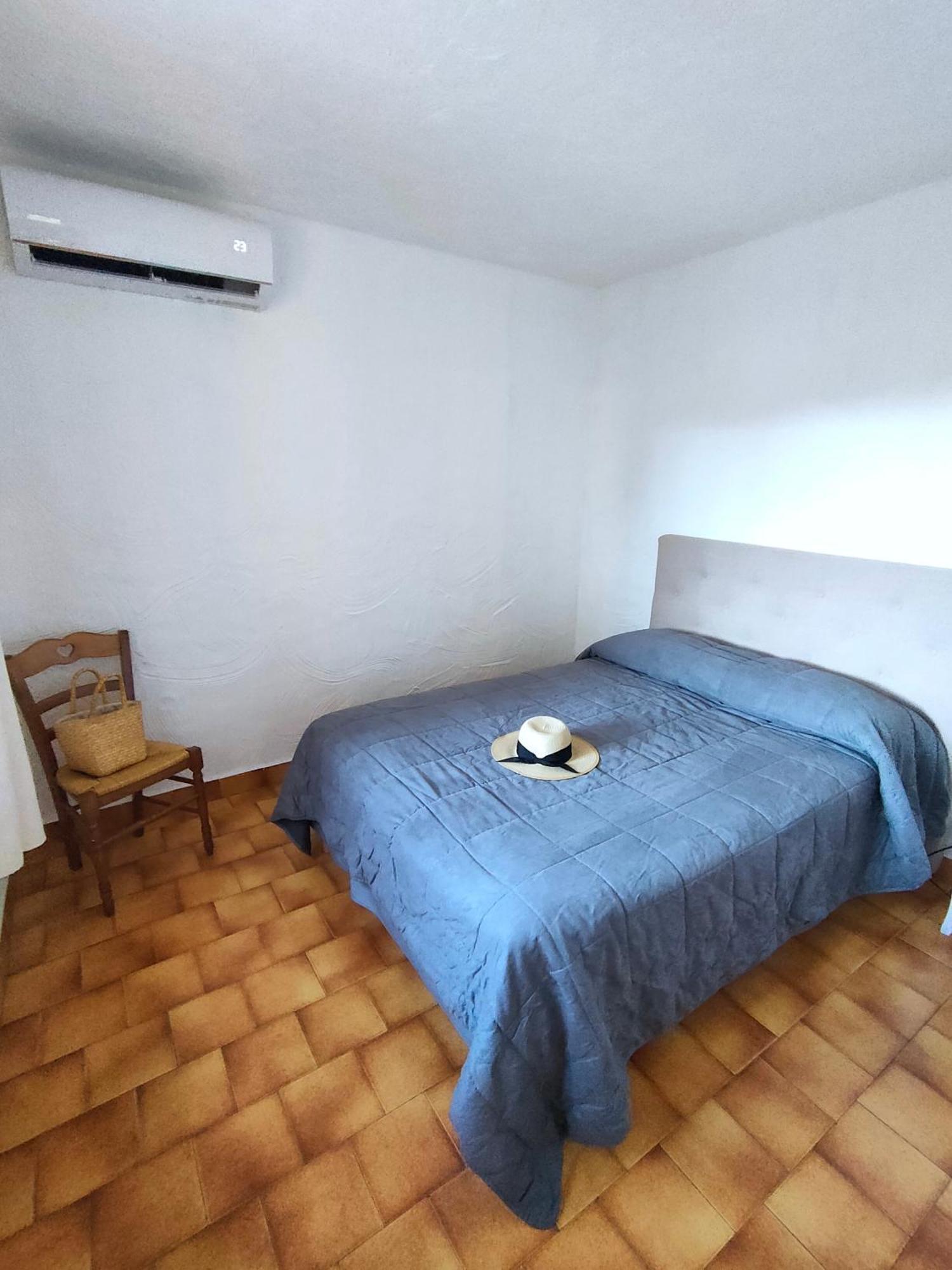 Two-Bedroom Apartment,1499079973:JPEG