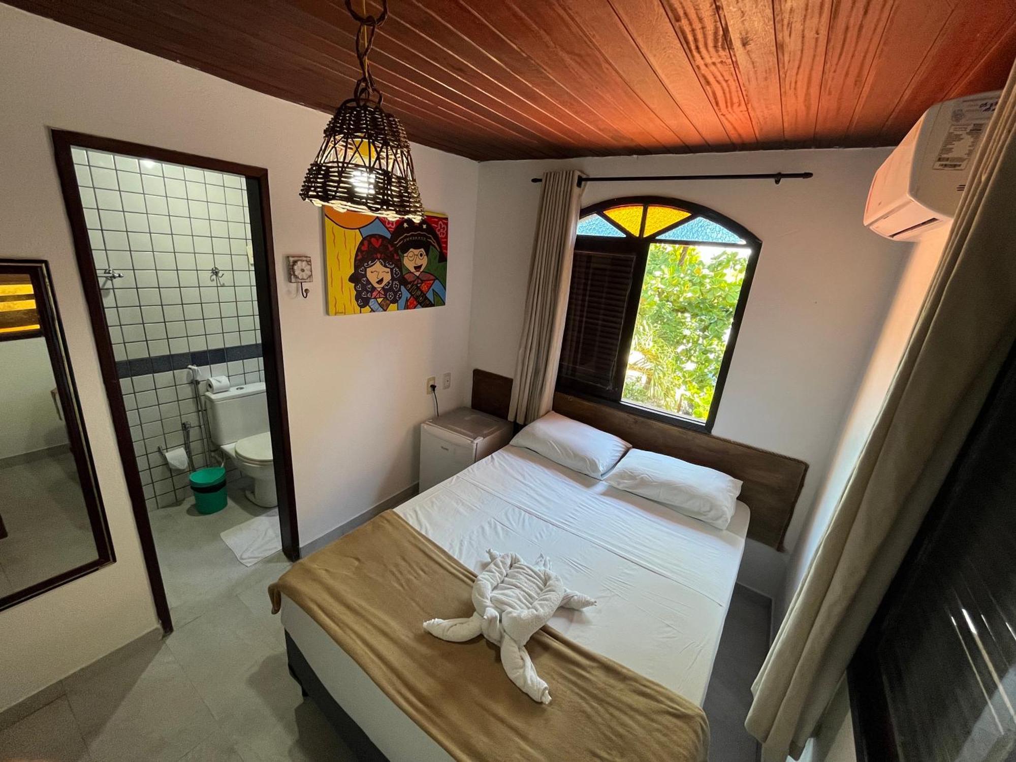 Small Double Room,1565602231:JPEG