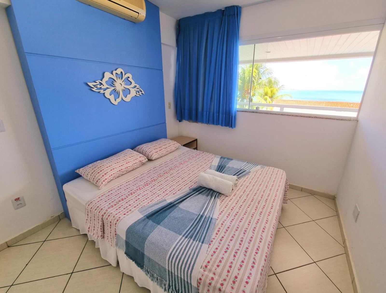 One-Bedroom Apartment Sea View