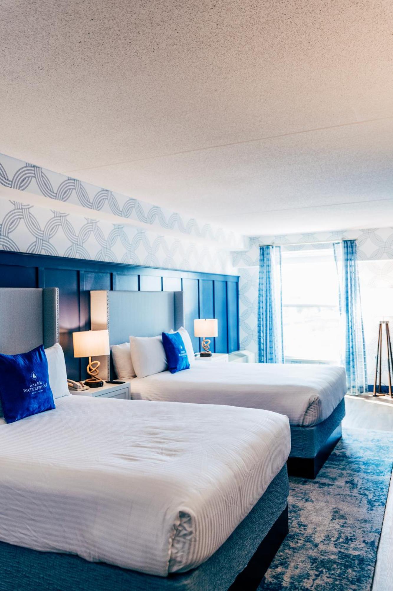 Deluxe Queen Room