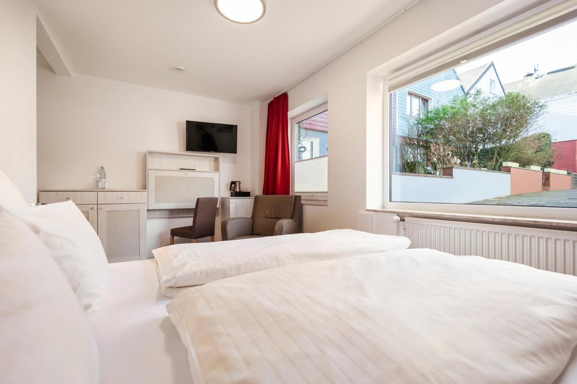 Double Room,1588265071:JPEG
