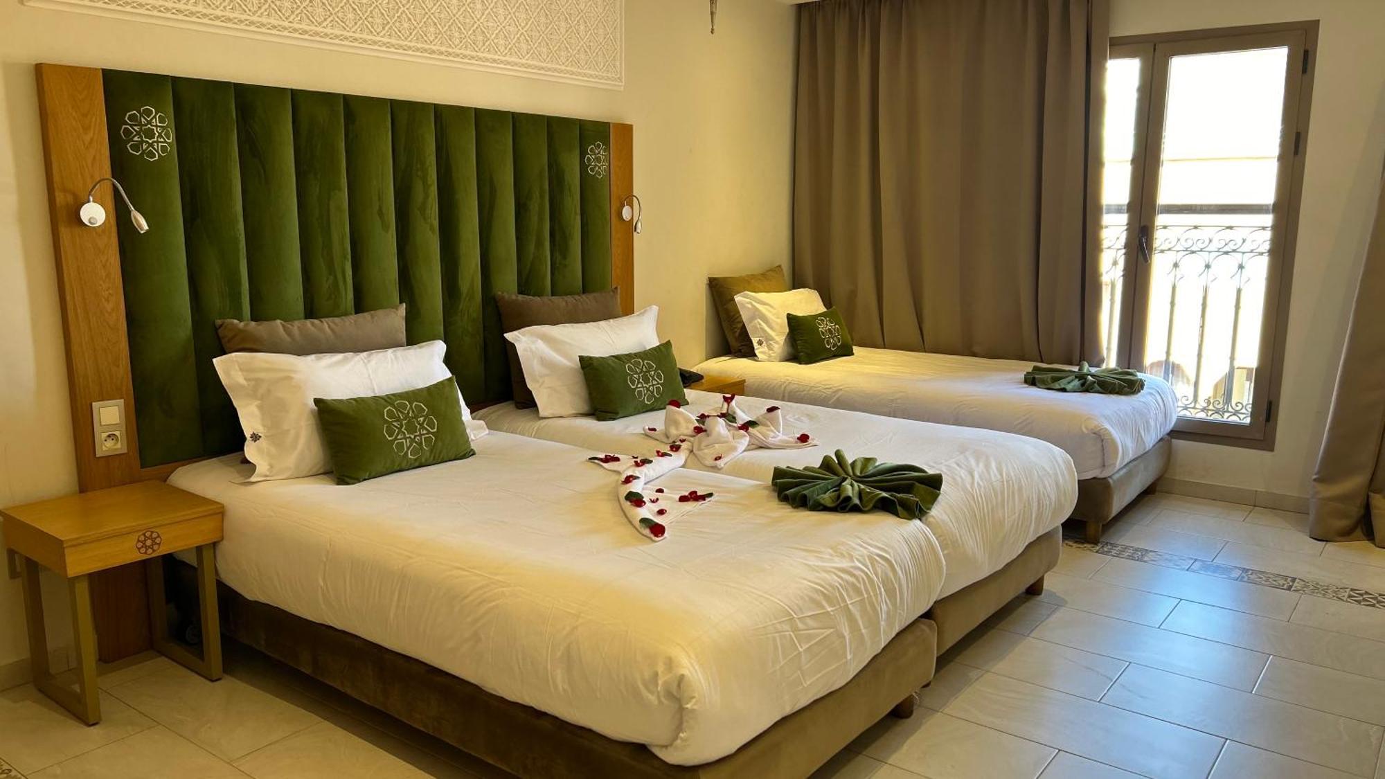 Deluxe Double or Twin Room Pool View,1499183728:JPEG