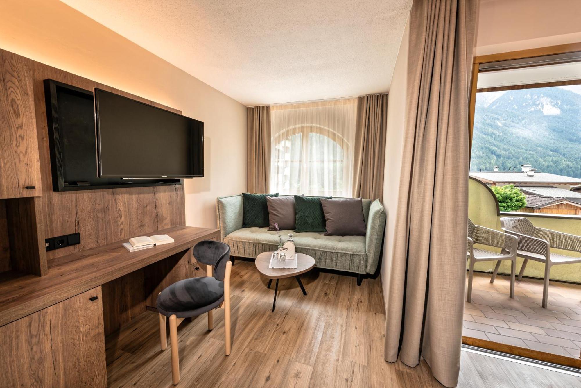 Deluxe Double Room Balcony