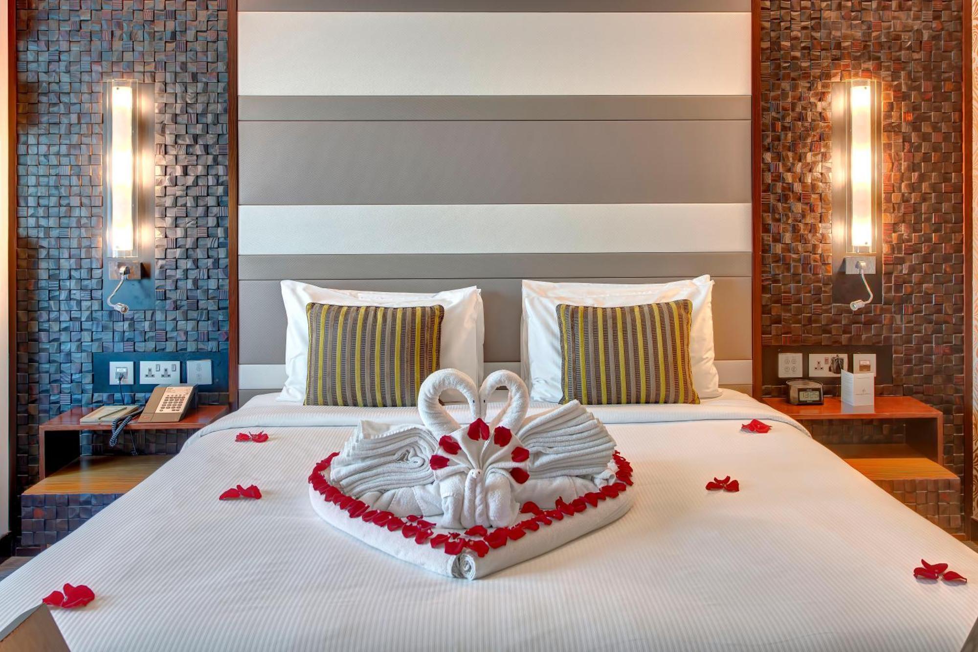Junior Suite Complimentary Shuttle Bus to Beach & Mall of the Emirates