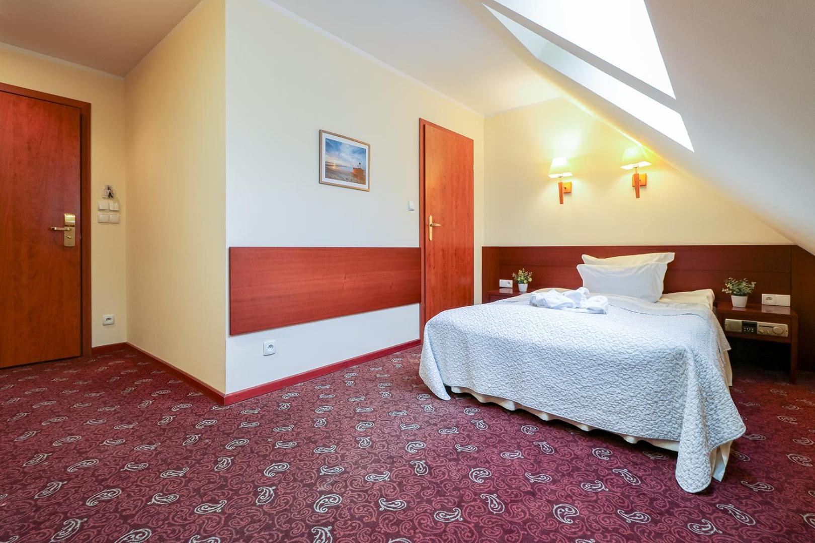 Economy Single Room