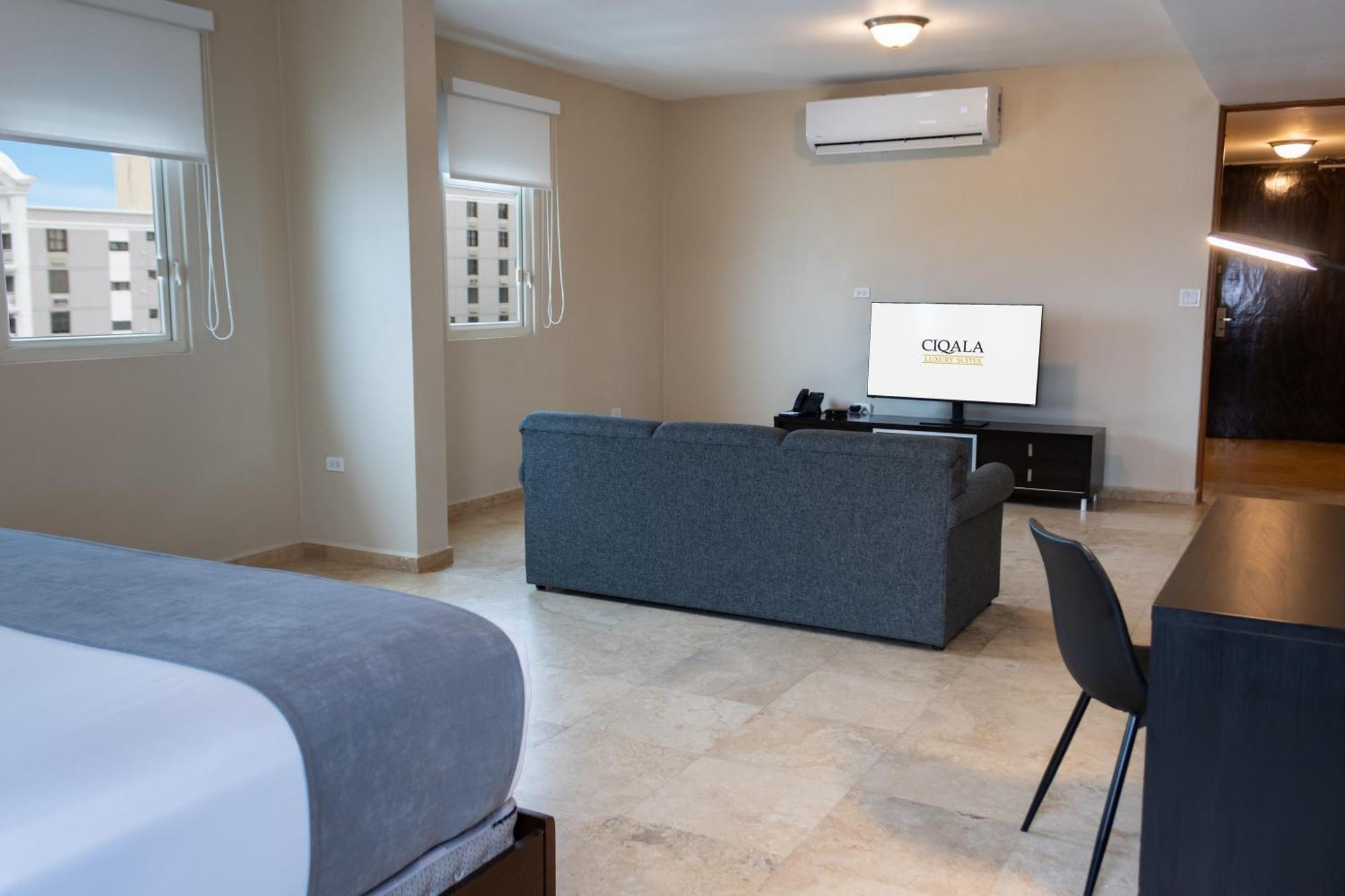 Deluxe Suite